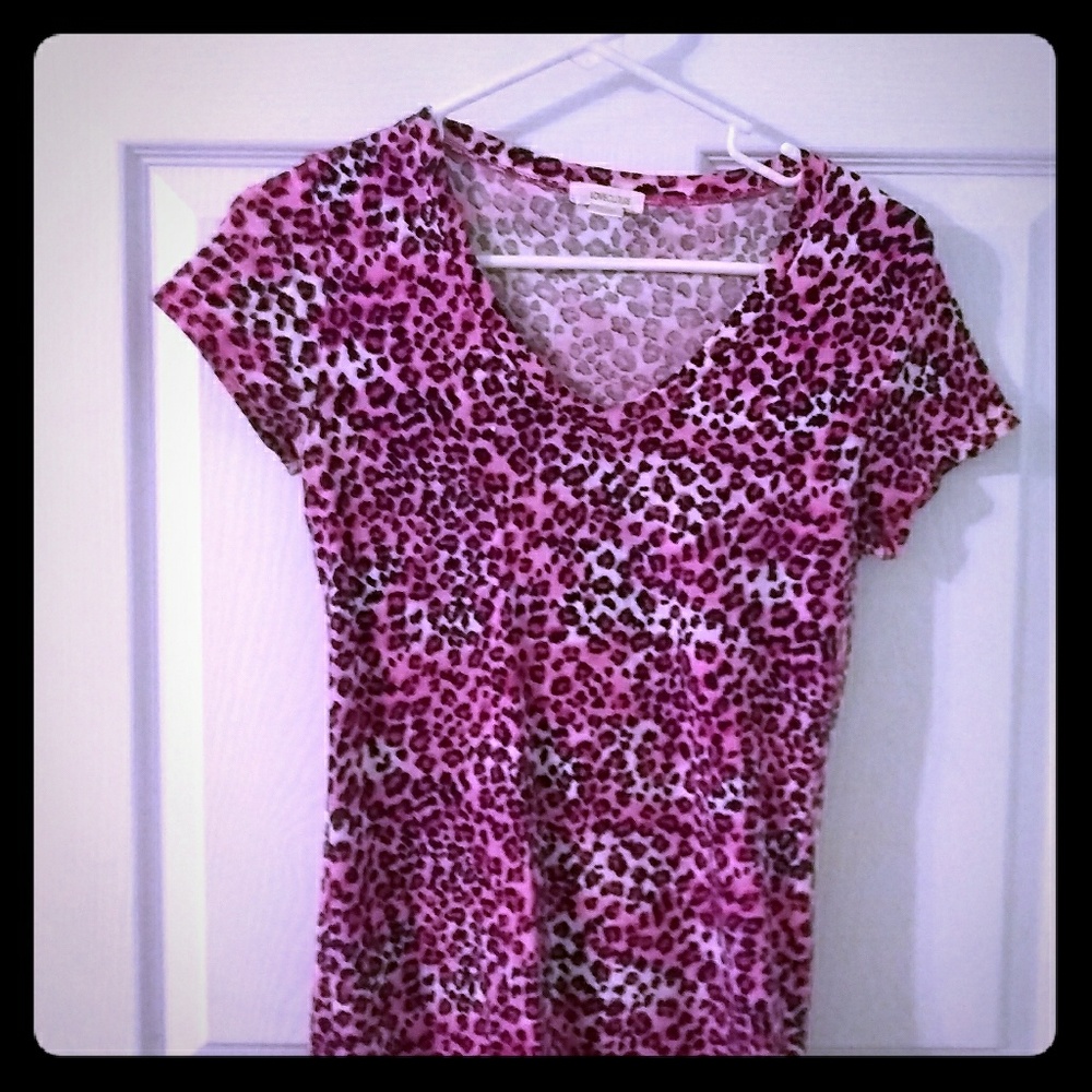 Leopard print cozy soft t-shirt